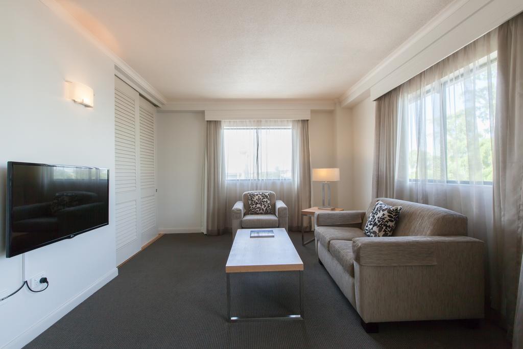 Central Cosmo Apartment Hotel Brisbane Esterno foto