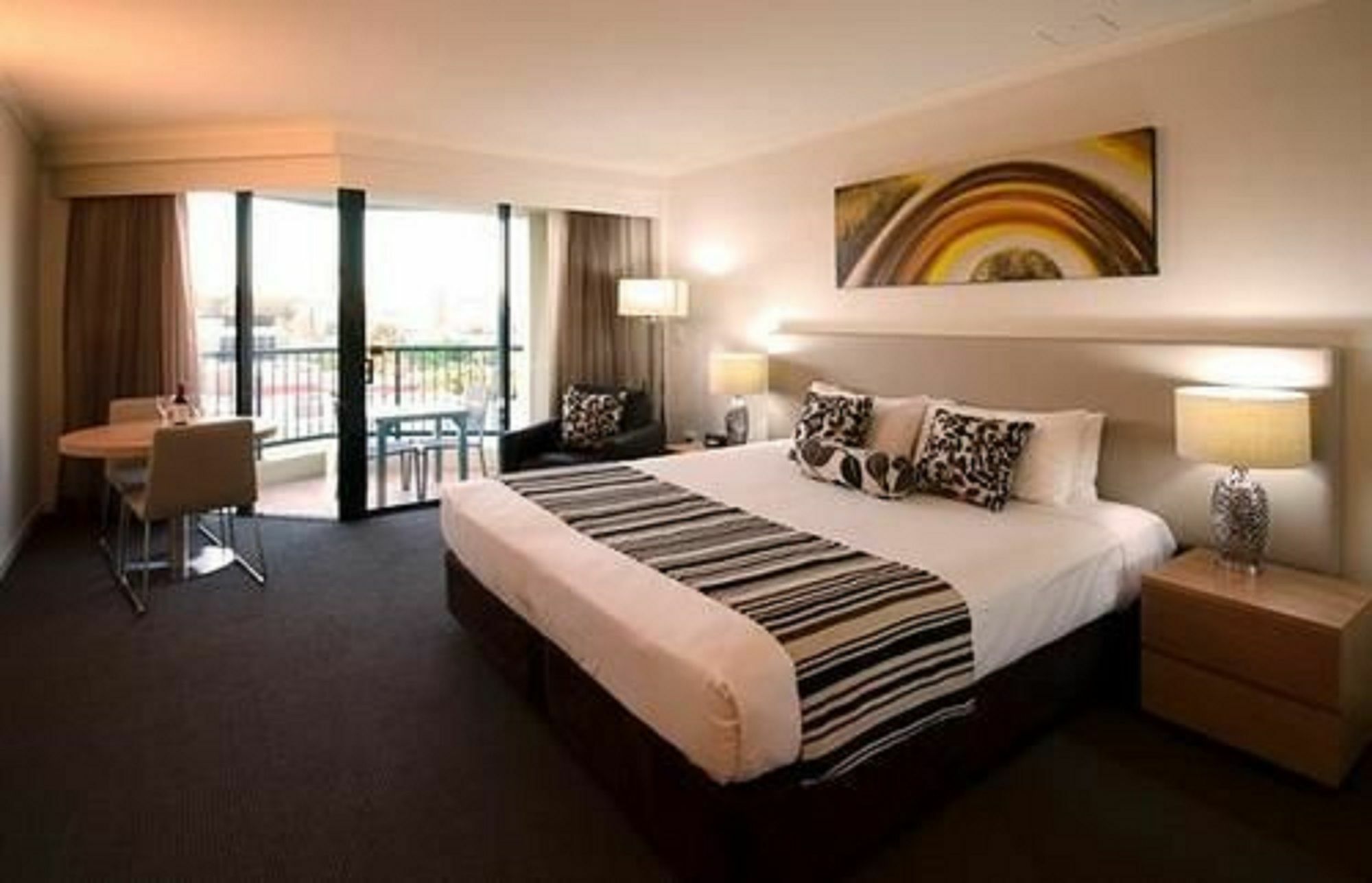 Central Cosmo Apartment Hotel Brisbane Esterno foto