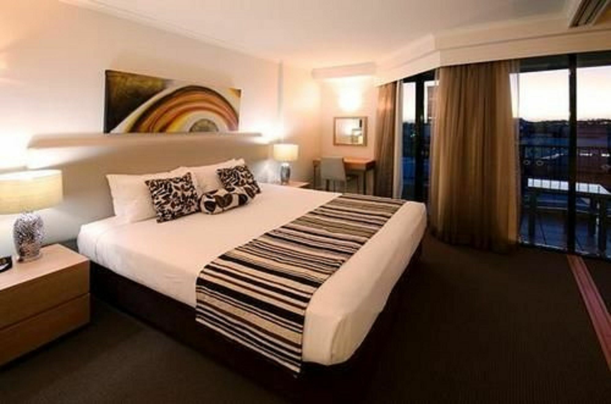 Central Cosmo Apartment Hotel Brisbane Esterno foto